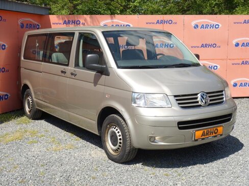 Volkswagen Transporter Kombi 2,5 l 96 kw
