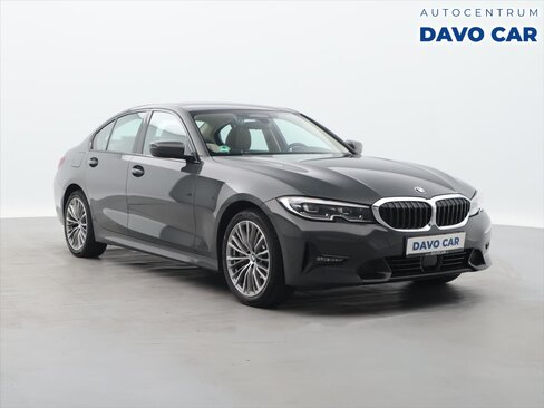 BMW Řada 3 Sedan / Limuzína 3,0 l 195 kw