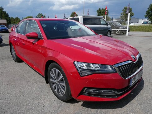 Škoda Superb Liftback 1,5 l 110 kw