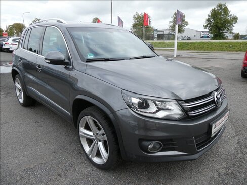 Volkswagen Tiguan SUV / Terénní 2,0 l 110 kw