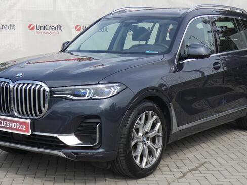 BMW X7 SUV / Terénní 3,0 l 250 kw