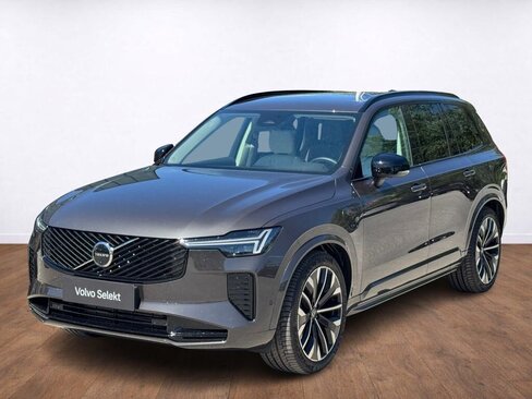Volvo XC90 SUV / Terénní 2,0 l 335 kw