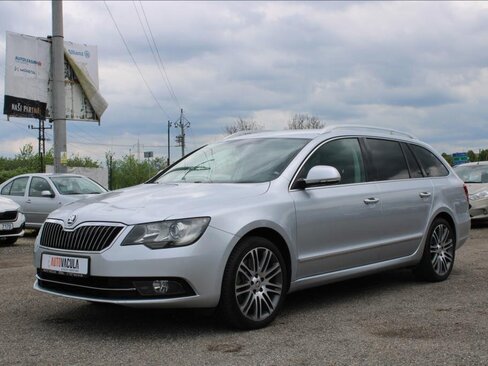 Škoda Superb Kombi 3,6 l 191 kw