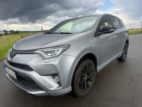 Toyota RAV4 SUV / Terénní 2,5 l 114 kw