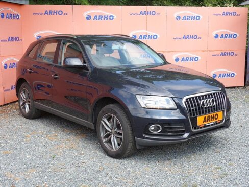 Audi Q5 SUV / Terénní 2,0 l 120 kw