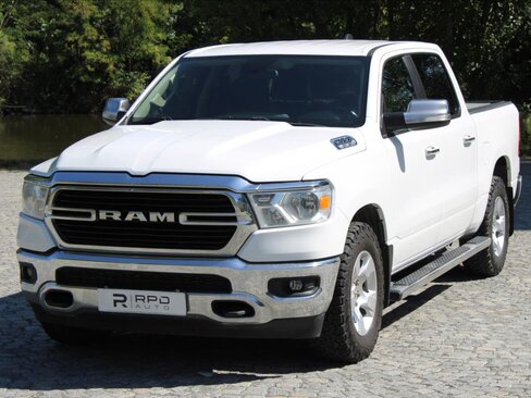 Dodge RAM Pick-up 5,7 l 295 kw