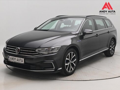 Volkswagen Passat Kombi 1,4 l 115 kw