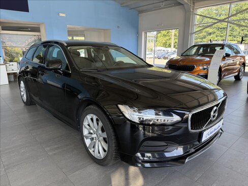 Volvo V90 Kombi 2,0 l 140 kw