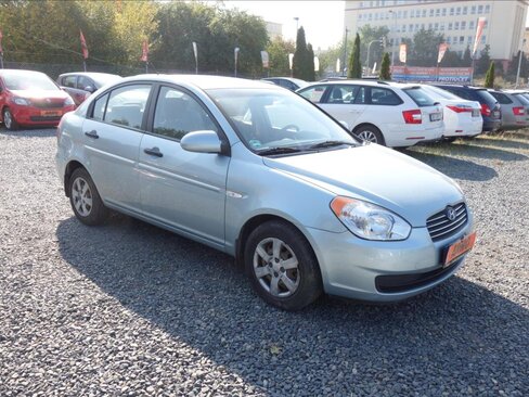 Hyundai Accent Sedan / Limuzína 1,4 l 71 kw