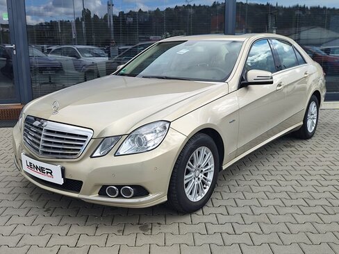 Mercedes-Benz Třídy E Sedan / Limuzína 2,1 l 150 kw