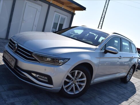 Volkswagen Passat Kombi 2,0 l 110 kw