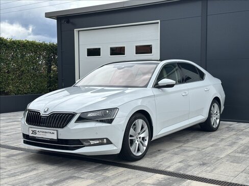 Škoda Superb Liftback 1,4 l 110 kw