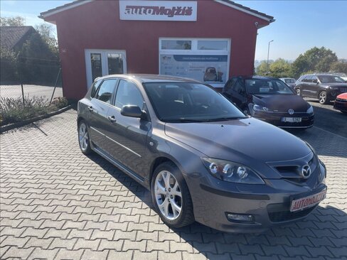 Mazda 3 Hatchback 2,0 l 110 kw