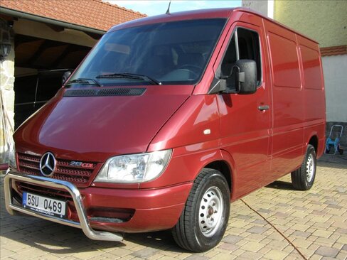 Mercedes-Benz Sprinter Skříň 2,1 l 95 kw