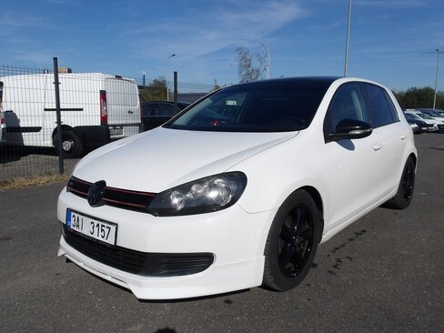 Volkswagen Golf Hatchback 1,6 l 77 kw