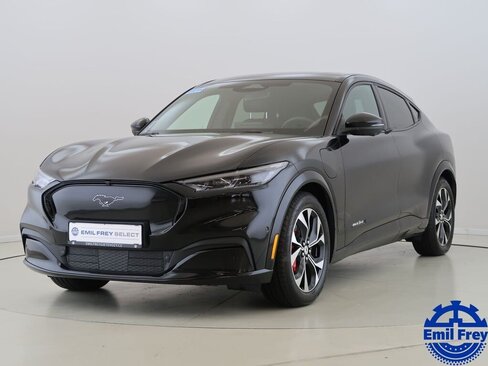 Ford Mustang Mach-E SUV / Terénní 0,0 221 kw