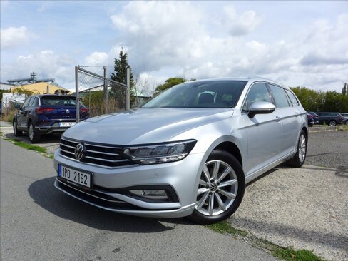 Volkswagen Passat Kombi 2,0 l 110 kw
