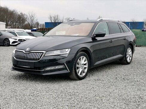 Škoda Superb Kombi 1,4 l 115 kw