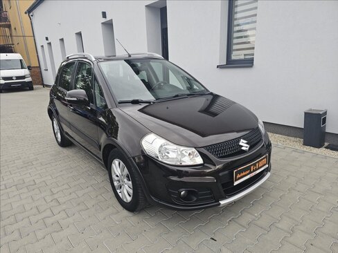 Suzuki SX4 Hatchback 1,6 l 88 kw