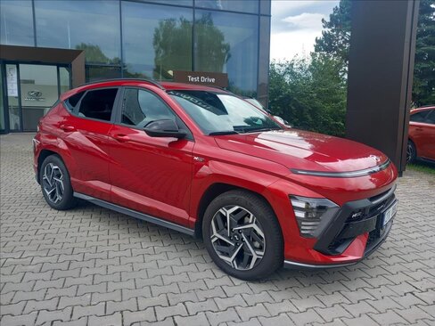 Hyundai Kona SUV / Terénní 1,6 l 132 kw