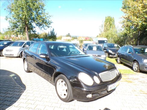 Mercedes-Benz Třídy E Sedan / Limuzína 2,7 l 130 kw