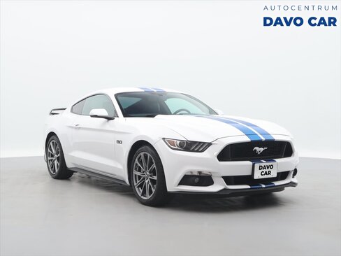Ford Mustang Kupé 5,0 l 324 kw