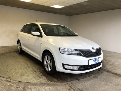 Škoda Rapid Hatchback 1,2 l 77 kw