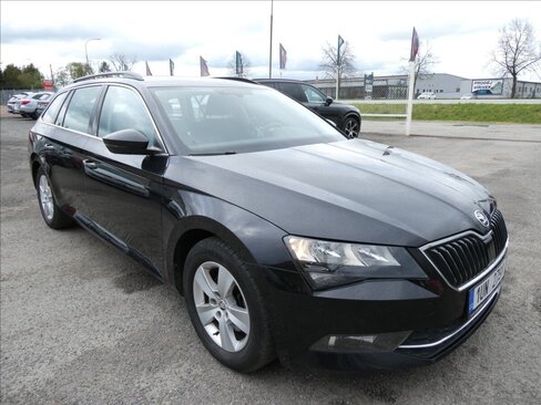Škoda Superb Kombi 1,6 l 88 kw
