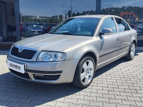 Škoda Superb Sedan / Limuzína 2,0 l 103 kw