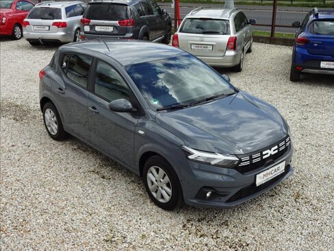 Dacia Sandero Hatchback 999,0 67 kw