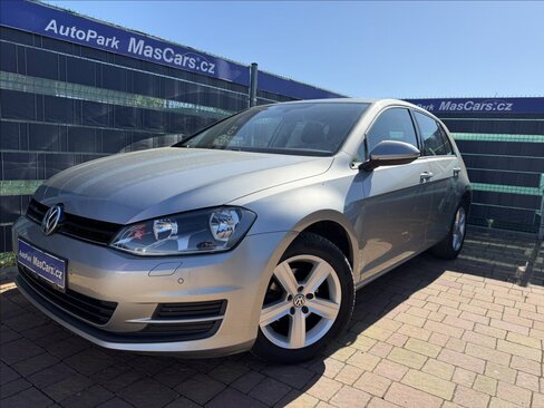 Volkswagen Golf Hatchback 1,2 l 63 kw