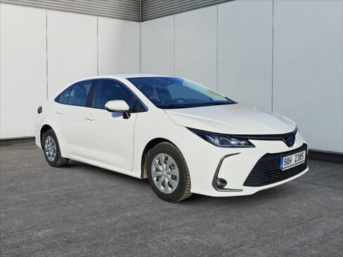 Toyota Corolla Sedan / Limuzína 1,8 l 72 kw