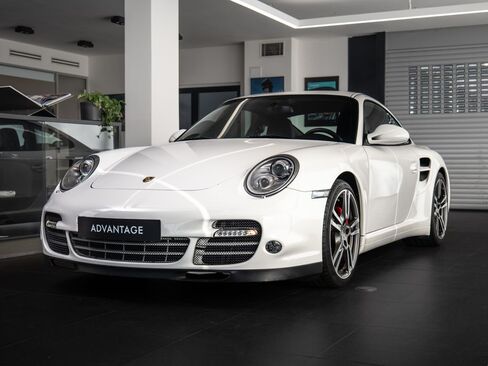 Porsche 911 Kupé 3,8 l 368 kw