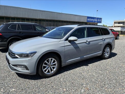Volkswagen Passat Kombi 2,0 l 110 kw
