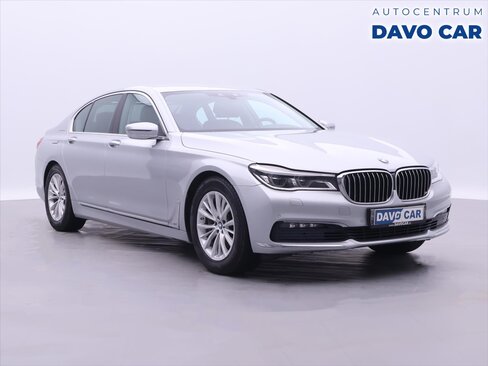 BMW Řada 7 Sedan / Limuzína 3,0 l 235 kw