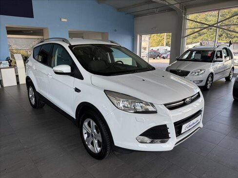 Ford Kuga SUV / Terénní 2,0 l 110 kw