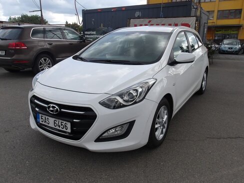 Hyundai i30 Kombi 1,6 l 88 kw