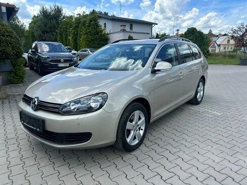 Volkswagen Golf Kombi 1,2 l 77 kw