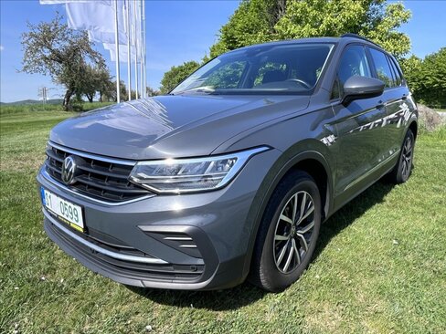 Volkswagen Tiguan SUV / Terénní 1,5 l 110 kw