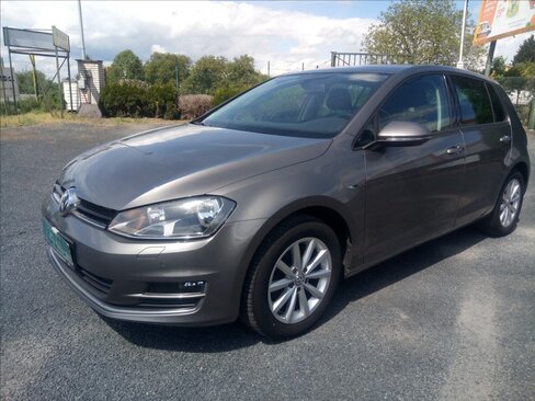 Volkswagen Golf Hatchback 1,2 l 81 kw