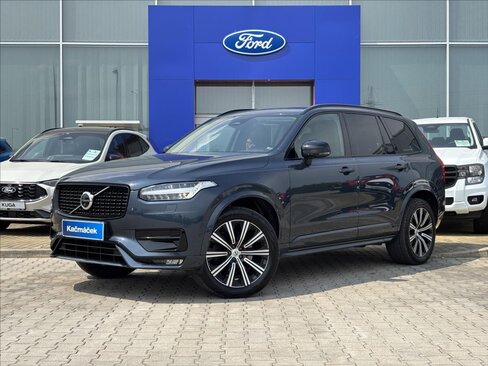 Volvo XC90 SUV / Terénní 2,0 l 180 kw