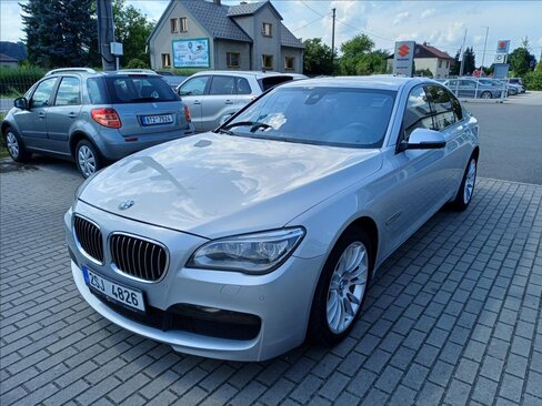 BMW Řada 7 Sedan / Limuzína 3,0 l 280 kw