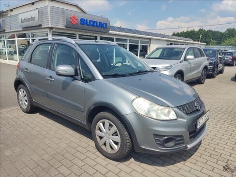 Suzuki SX4 Hatchback 1,6 l 88 kw