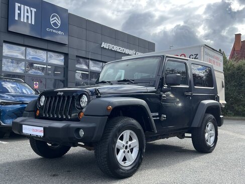 Jeep Wrangler SUV / Terénní 3,8 l 146 kw