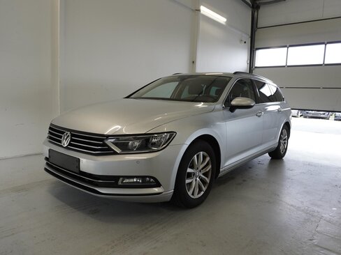 Volkswagen Passat Kombi 1,5 l 110 kw