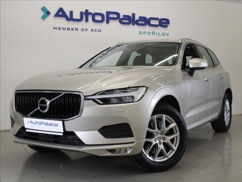 Volvo XC60 SUV / Terénní 2,0 l 184 kw