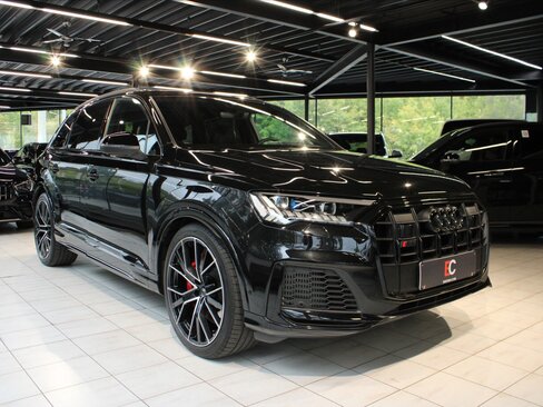 Audi SQ7 SUV / Terénní 4,0 l 373 kw