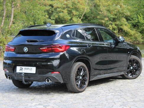 BMW X2 SUV / Terénní 2,0 l 140 kw