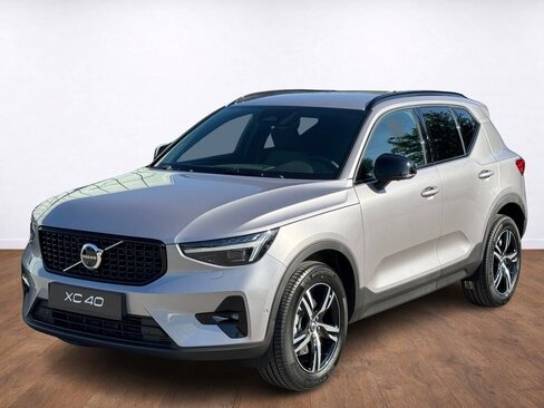 Volvo XC40 SUV / Terénní 2,0 l 120 kw