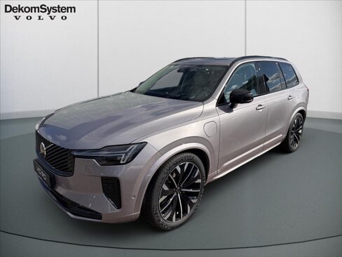 Volvo XC90 SUV / Terénní 2,0 l 335 kw